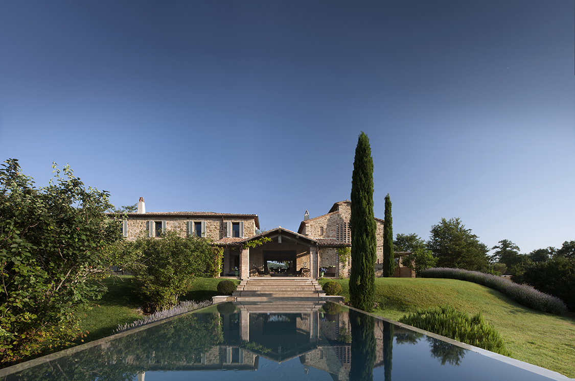 ‘Casa Delle Suore’ House At Castello Di Reschio – Umbria, Italy (Review)